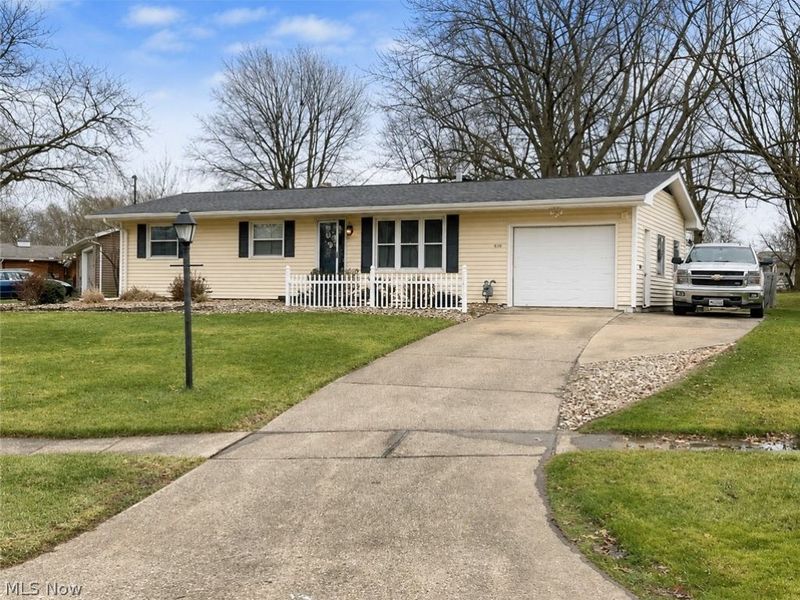 460 Heather Lane, Medina, OH 44256 Photo 2