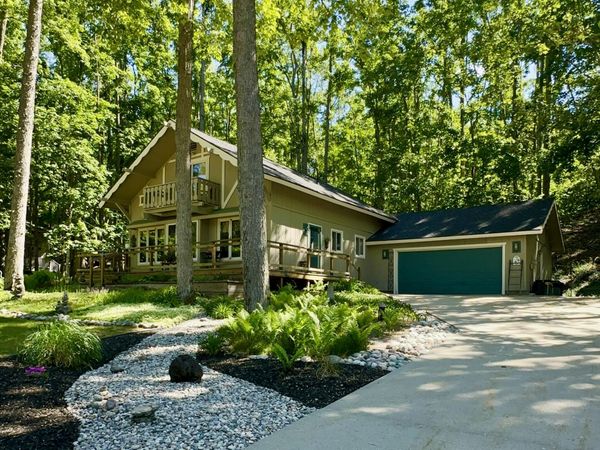 1581 Michaywe Drive, Gaylord, MI 49735