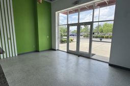 2128 Oakheart Rd.  photo 4