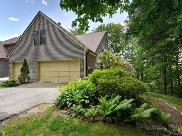 57 Bunker Hill Rd, West Milford, NJ 07480