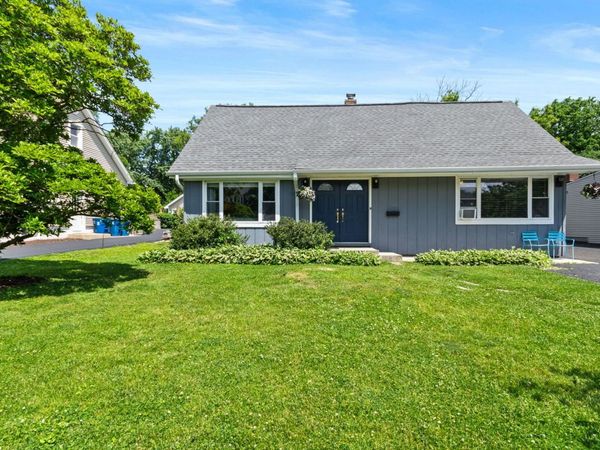 4335 Prospect Avenue , Downers Grove, IL 60515