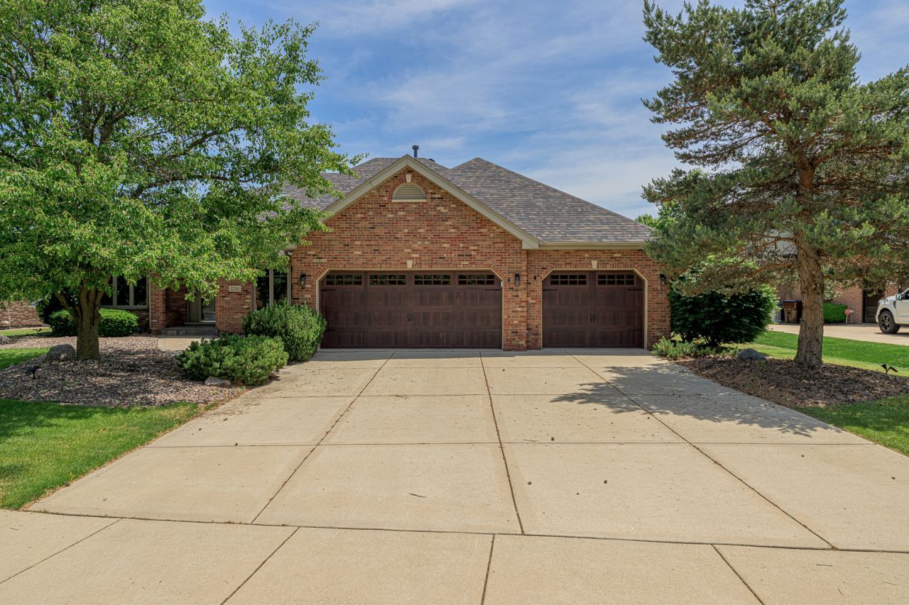 22341 Boulder Ridge Drive , Mokena, IL 60448