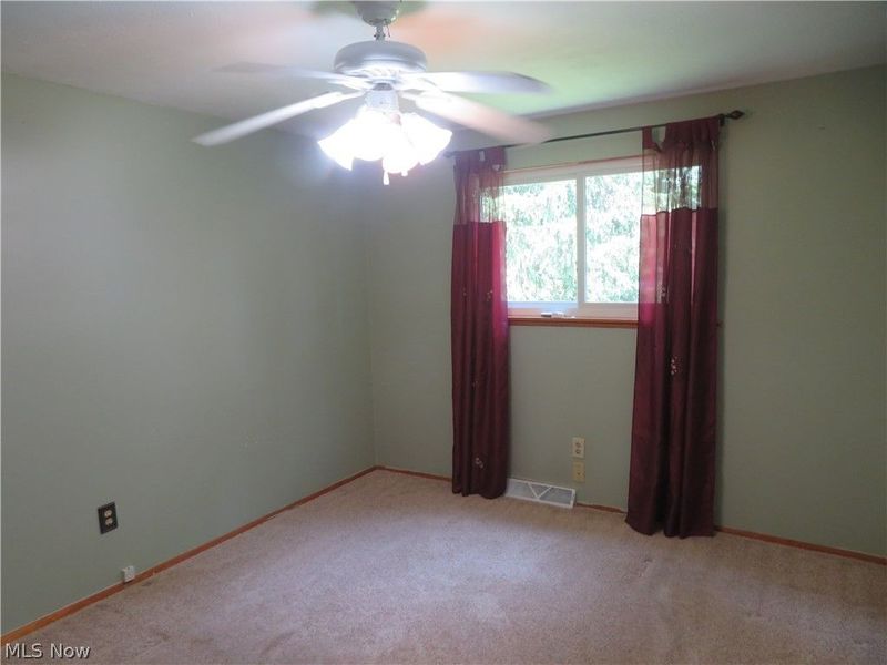 34042 Luanne Drive, North Ridgeville, OH 44039 Photo 12