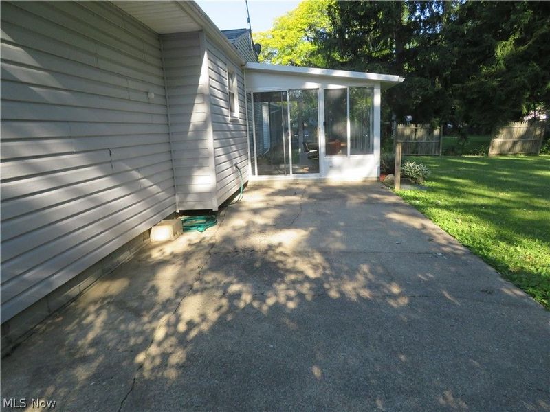 34042 Luanne Drive, North Ridgeville, OH 44039 Photo 18