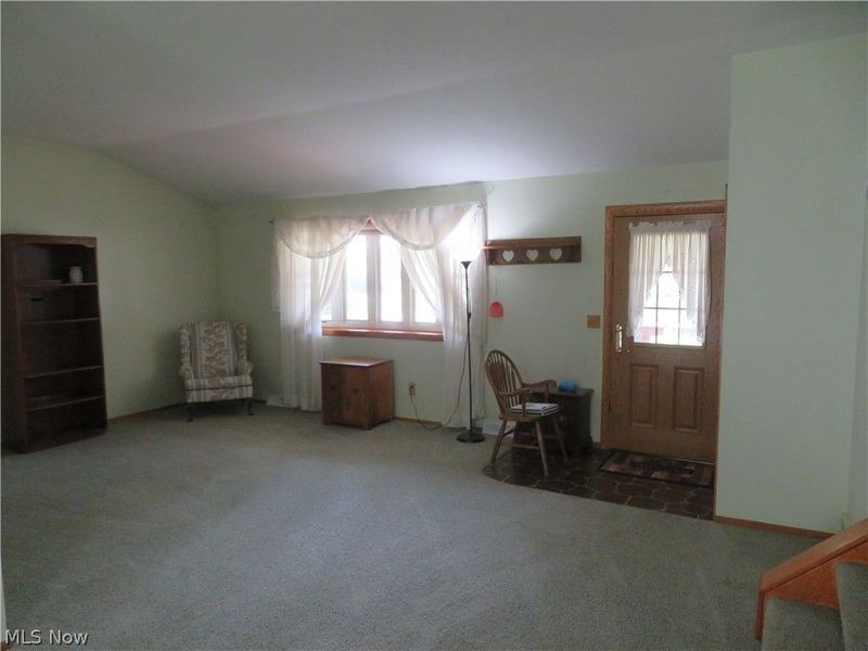 34042 Luanne Drive, North Ridgeville, OH 44039 Photo 4