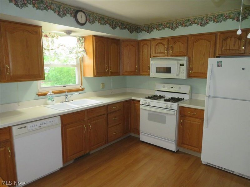 34042 Luanne Drive, North Ridgeville, OH 44039 Photo 6