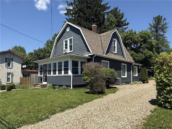 551 S Washington Street , Millersburg, OH 44654