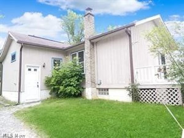 11754 Lakeland Drive , Newbury, OH 44065