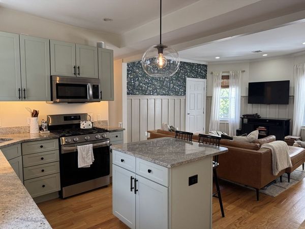 4 Maryland St, Unit 2, Boston, MA 02125
