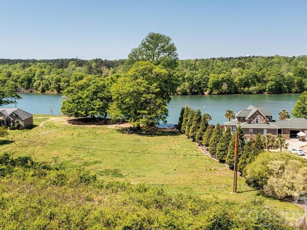 1404 Hart Road , Charlotte, NC 28214
