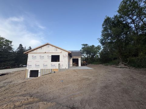 Main Photo