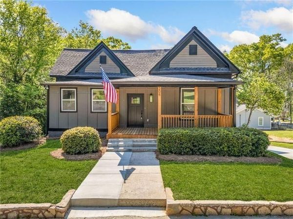 208 Highland Avenue , Cedartown, GA 30125