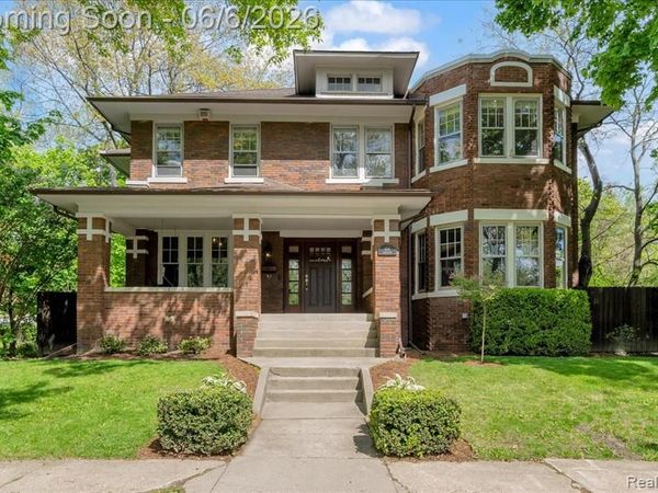 658 Longfellow Street, Detroit, MI 48202