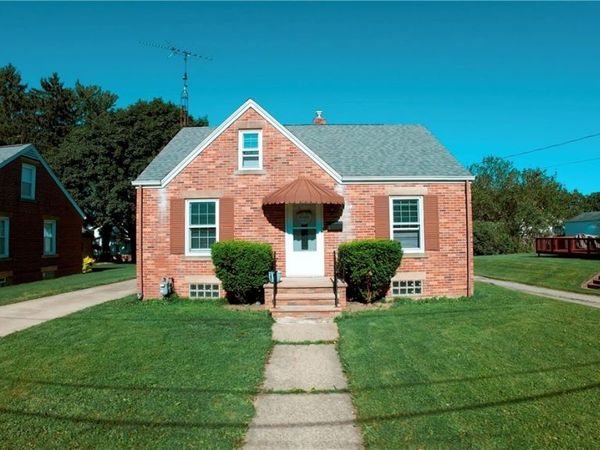 2414 Watson Avenue , Alliance, OH 44601