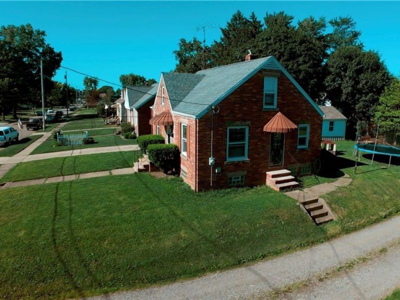 2414 Watson Avenue , Alliance, OH 44601 Photo 5