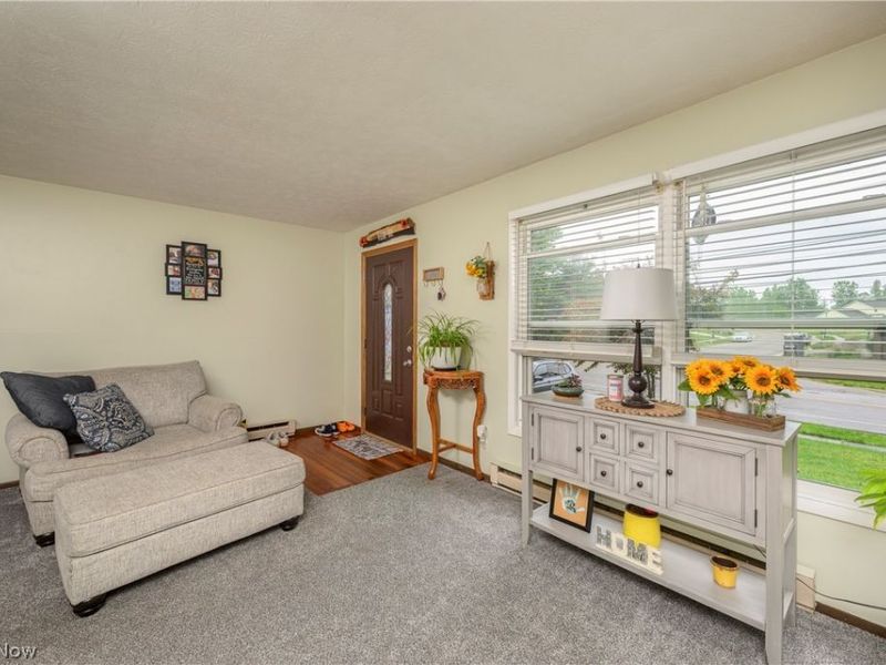 824-826 Reno Drive , Louisville, OH 44641 Photo 11
