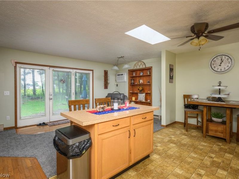 824-826 Reno Drive , Louisville, OH 44641 Photo 3