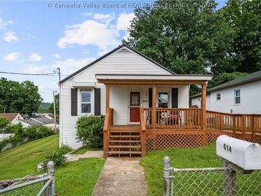 614 Abney Street, St Albans, WV 25177