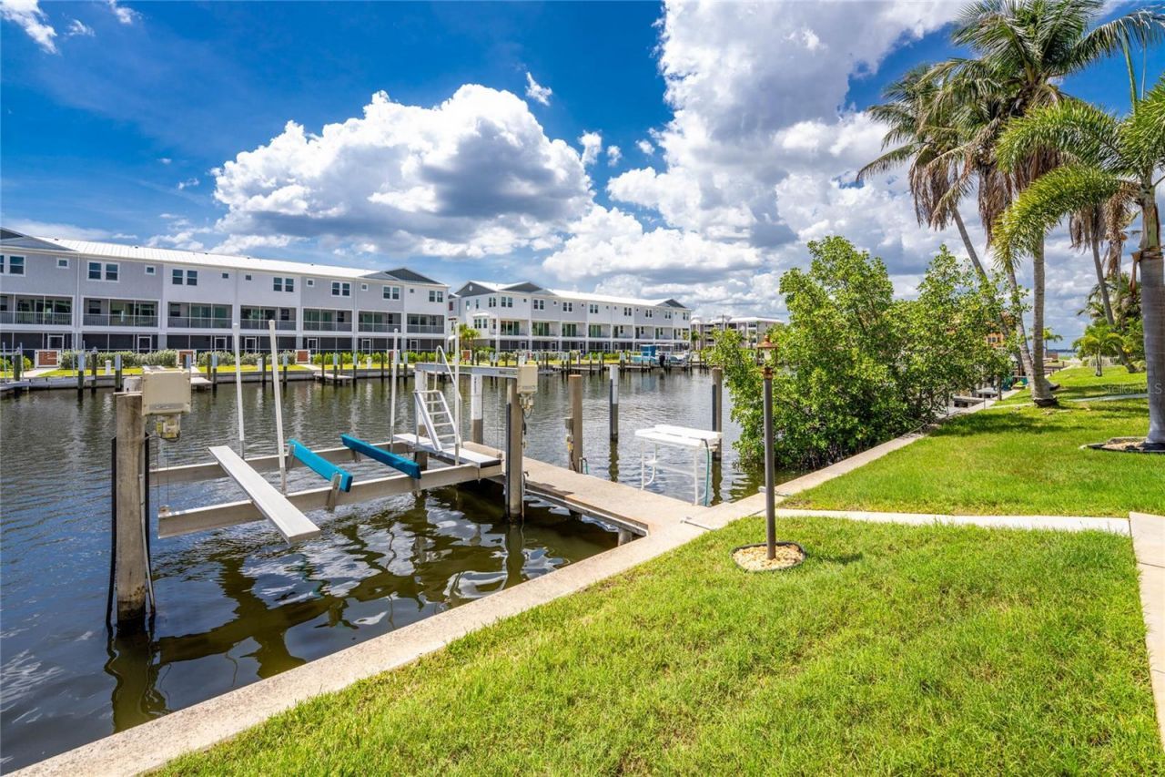 268 Lewis Circle , Unit 143, Punta Gorda, FL 33950 Photo