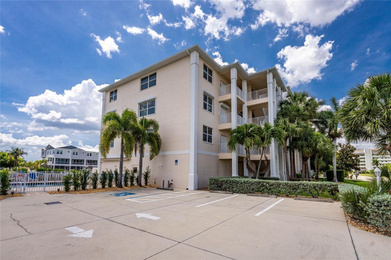 268 Lewis Circle , Unit 143, Punta Gorda, FL 33950 Photo