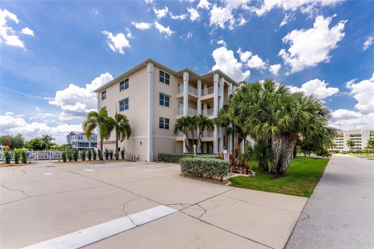 268 Lewis Circle , Unit 143, Punta Gorda, FL 33950 Photo
