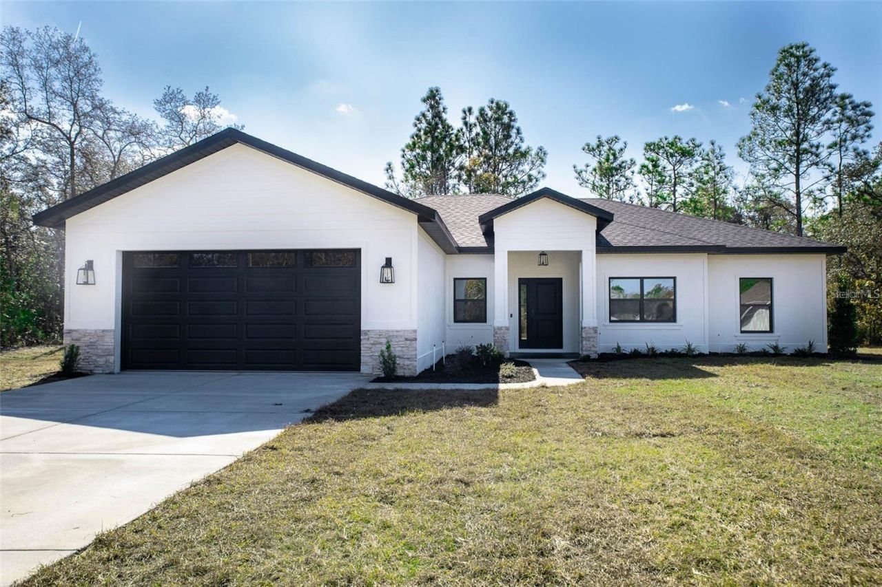 13056 Sanders Avenue, Weeki Wachee, FL 34614 Main Photo