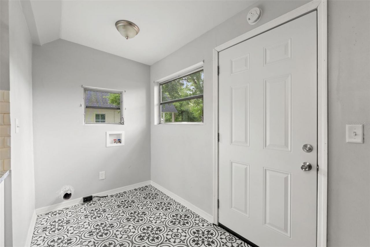 5518 11th Street, Zephyrhills, FL 33542 Photo