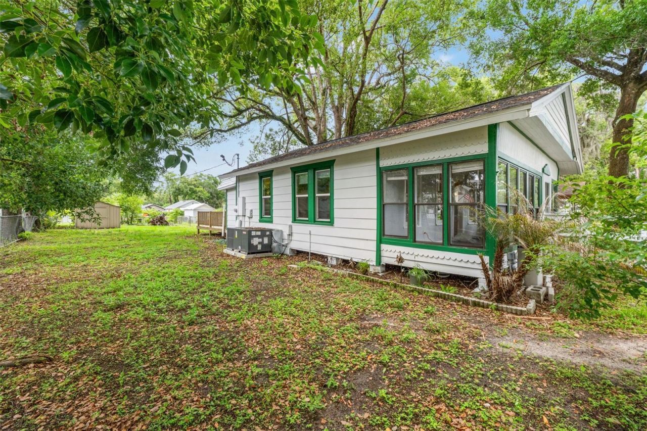 5518 11th Street, Zephyrhills, FL 33542 Photo