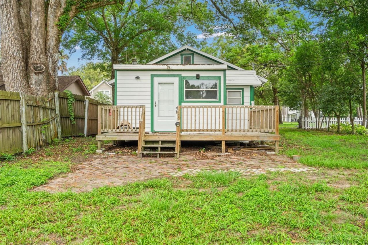 5518 11th Street, Zephyrhills, FL 33542 Photo