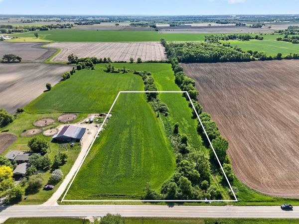 COUNTY RD F, Omro, WI 54963