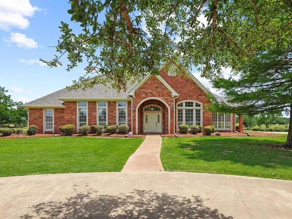 3140 Farm Road 195 , Paris, TX 75462