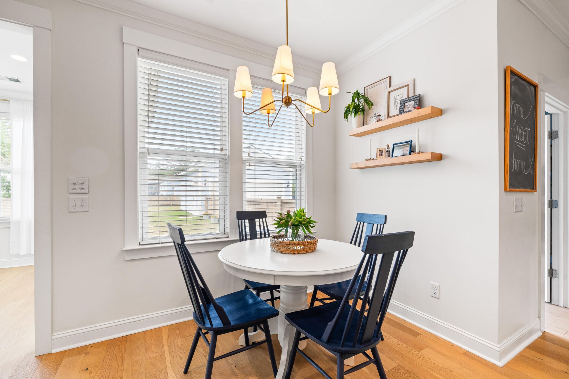 2061 Kemmerlin Street Photo 13