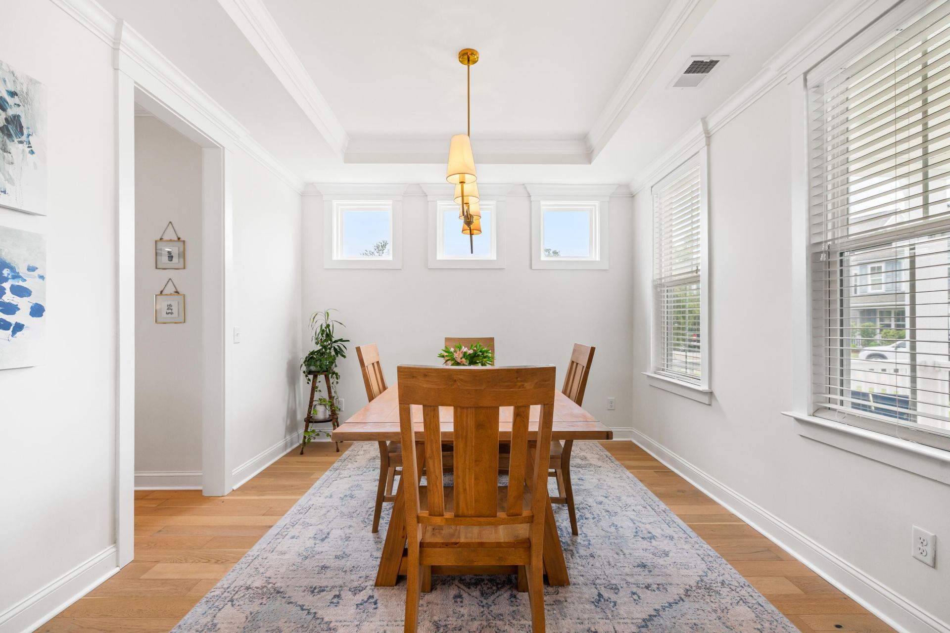 2061 Kemmerlin Street Photo 5