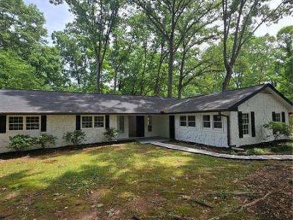 4783 Hickory Court SW, Lilburn, GA 30047