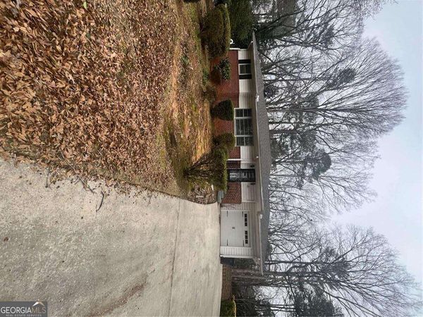 2560 Wood Valley Drive, East Point, GA 30344