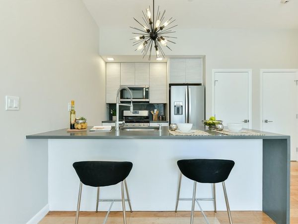 87 Parker St, Unit 402, Chelsea, MA 02150