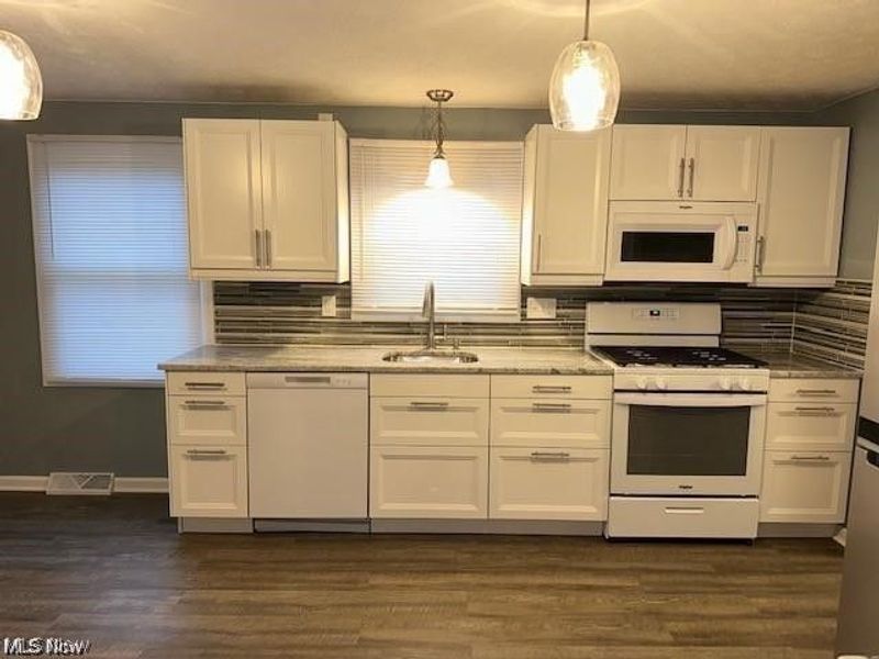 1674 Beckwith Drive , Hudson, OH 44236 Photo 5