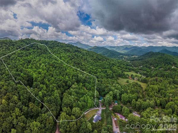 68 Long Ridge Road , Candler, NC 28715