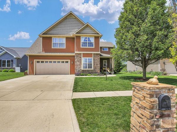 1211 Fieldstone Drive , Savoy, IL 61874