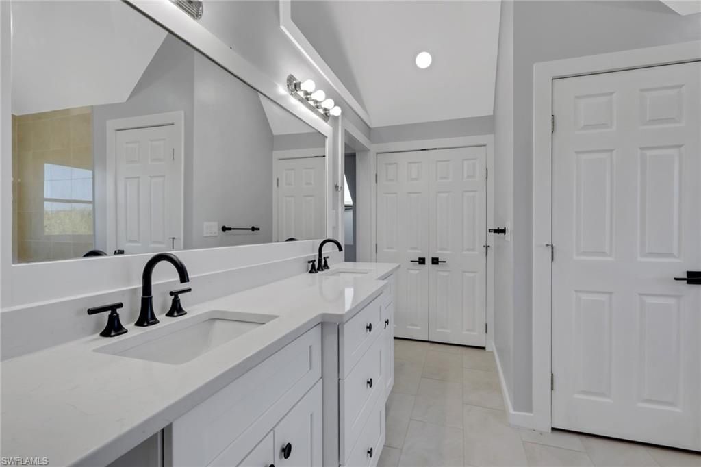 4452 Gulf Pines Dr, Sanibel, FL 33957 Photo