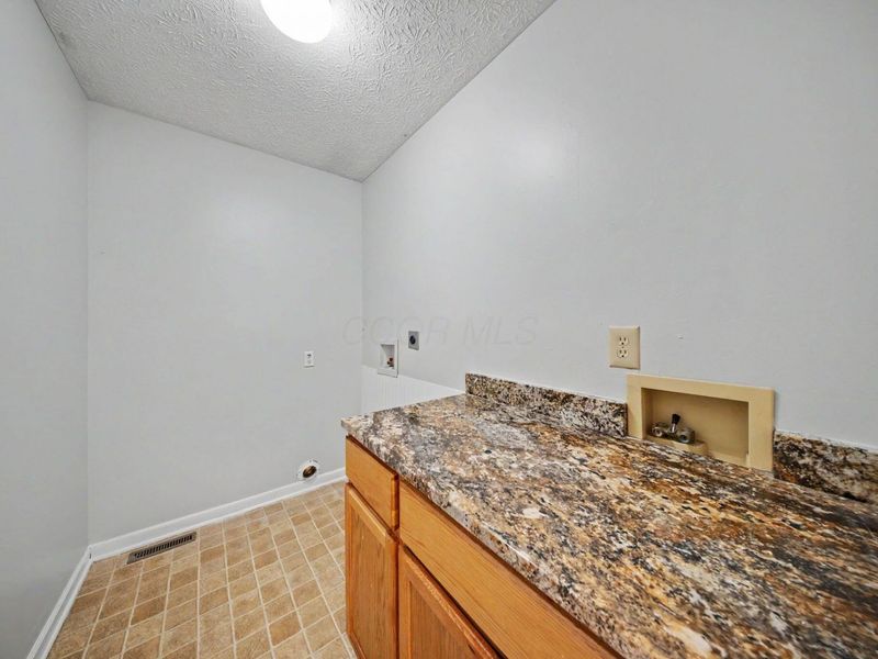 1274 Misty Pine Court, Grove City, OH 43123 Photo 20