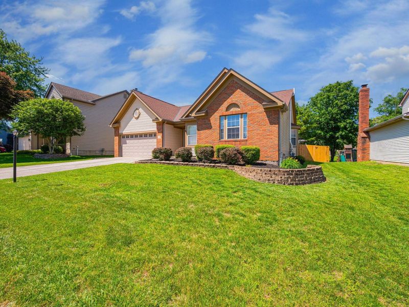 1274 Misty Pine Court, Grove City, OH 43123 Photo 3