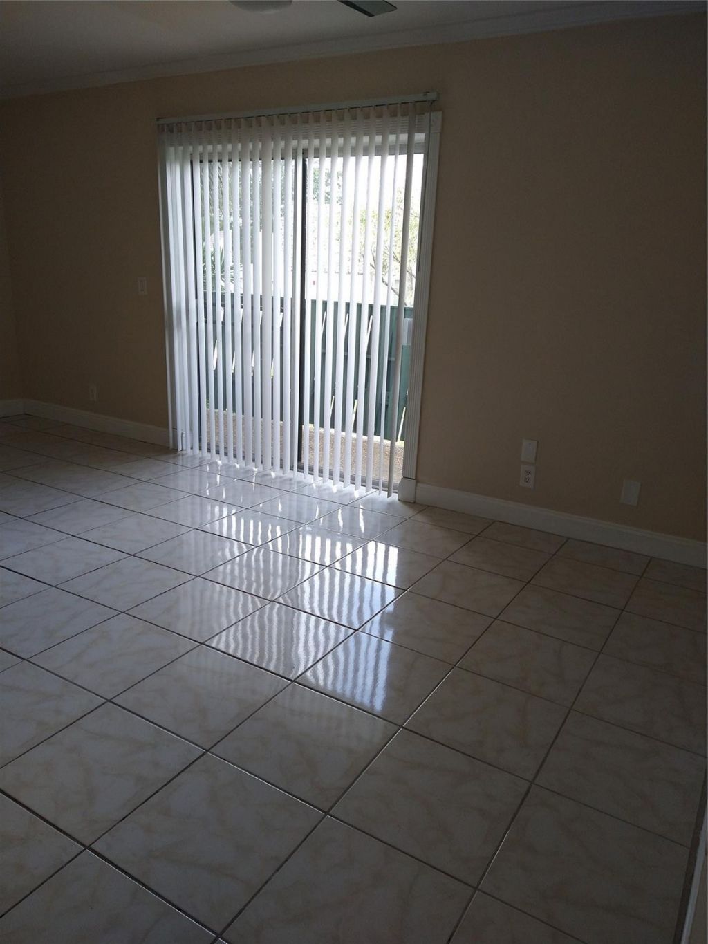 8903 NW 28th Drive, Unit 8, Coral Springs, FL 33065 Photo