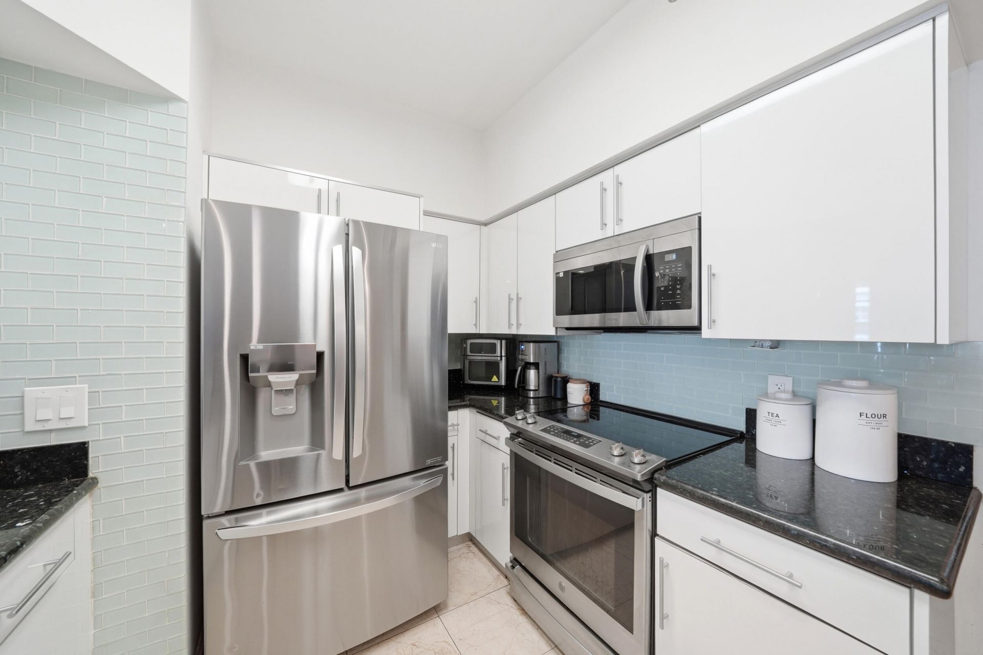 3145 NE 184th Street, Unit 5205, Aventura, FL 33160 Photo