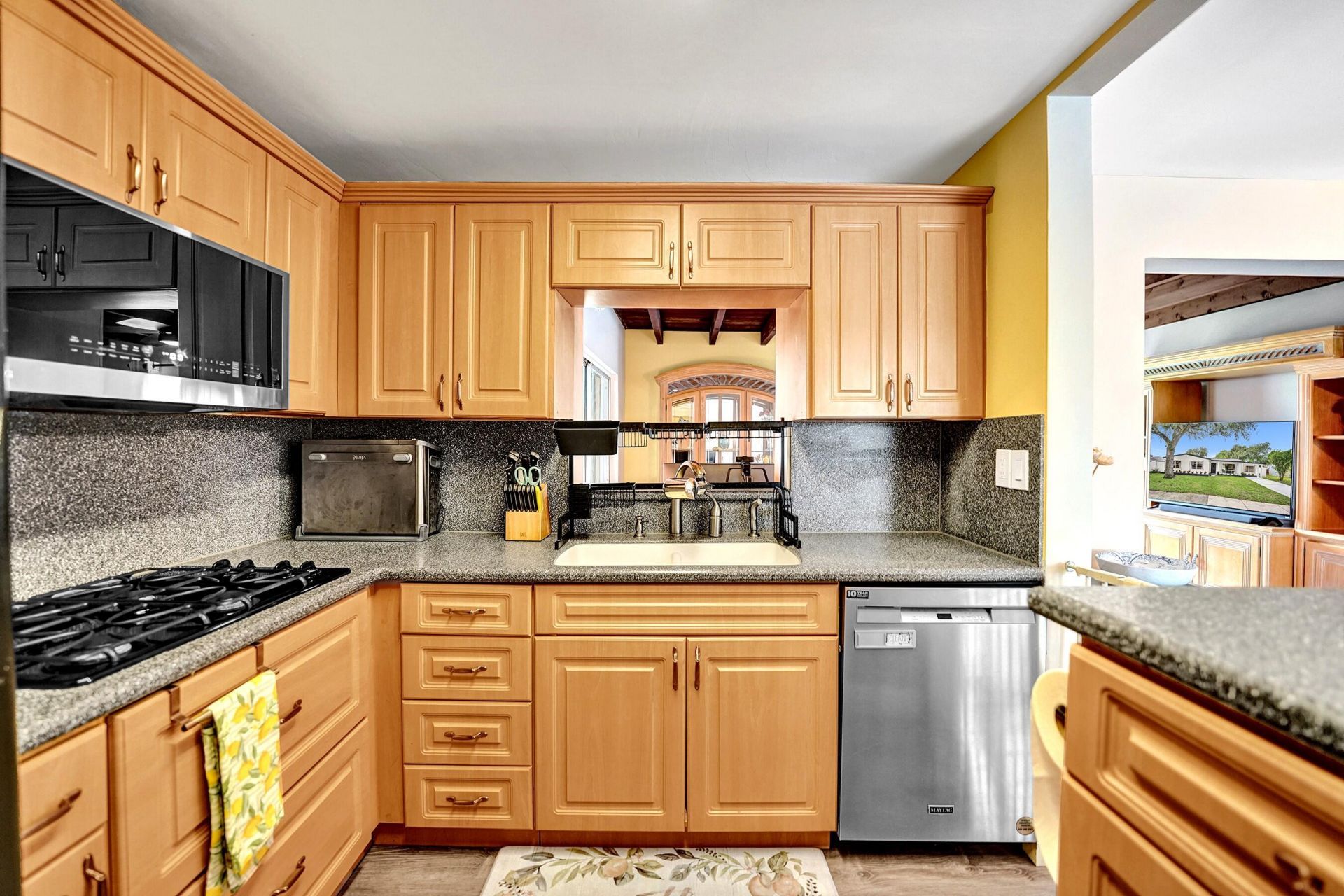 1341 N 30th Road, Hollywood, FL 33021 Photo
