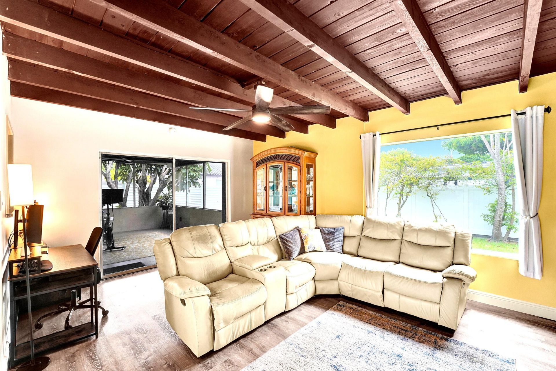 1341 N 30th Road, Hollywood, FL 33021 Photo