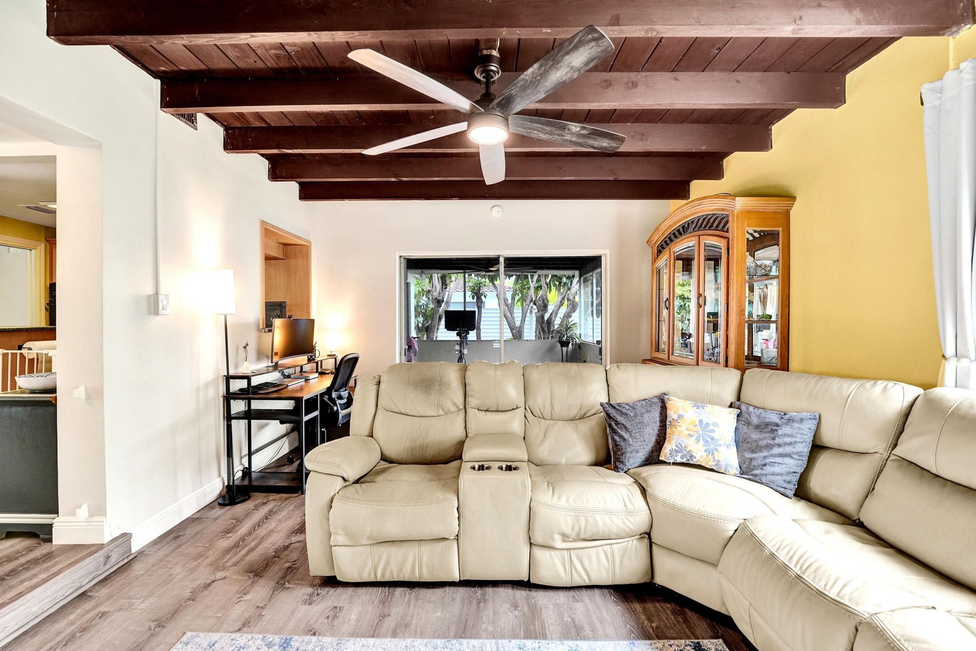 1341 N 30th Road, Hollywood, FL 33021 Photo