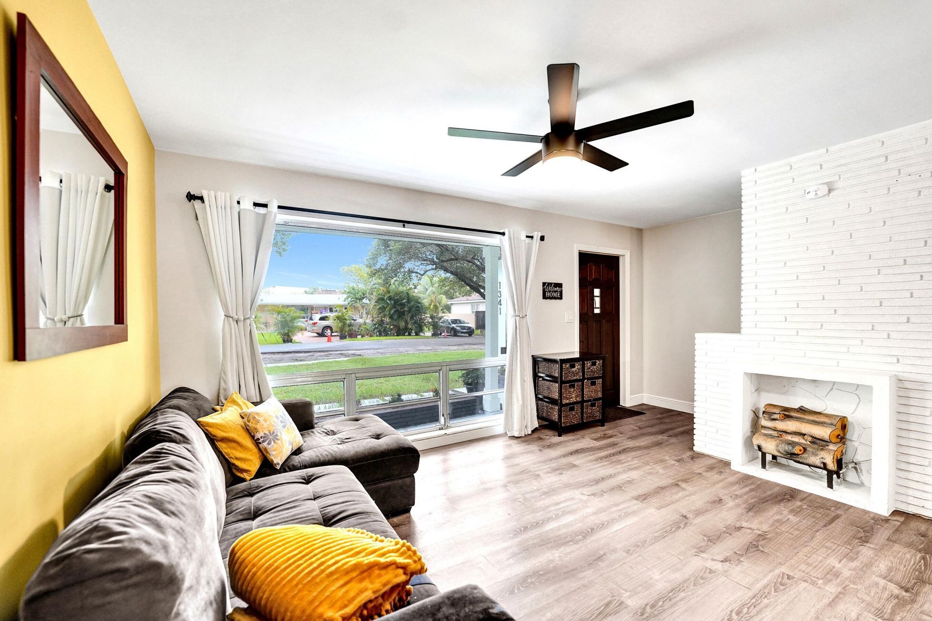 1341 N 30th Road, Hollywood, FL 33021 Photo