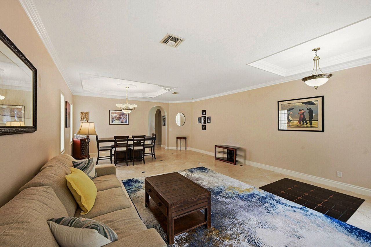 310 Venice Boulevard, Royal Palm Beach, FL 33411 Photo