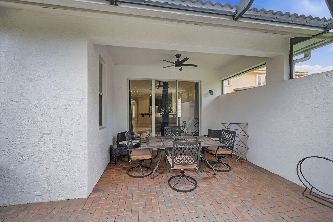310 Venice Boulevard, Royal Palm Beach, FL 33411 Photo